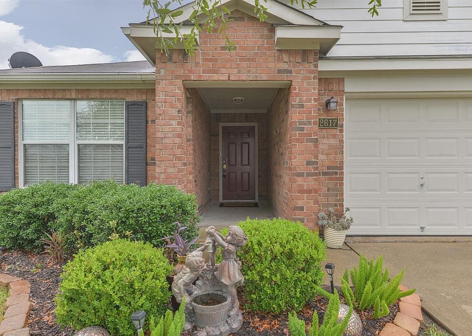 1st image of 2617 Tuna Cir