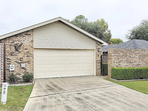 2nd image of 1520 Katrina Pl