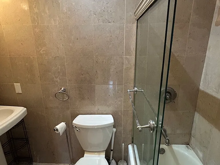 27 W 90th St #4-R — Photo 3