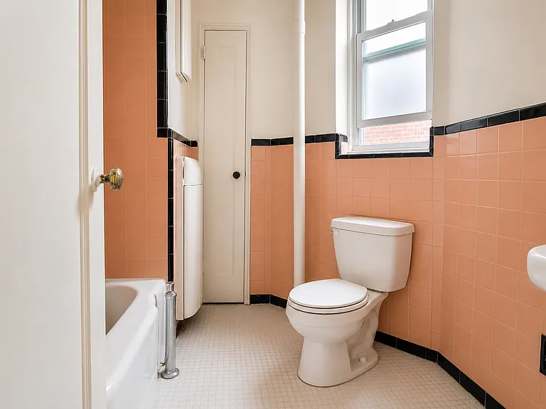 515 Avenue I #606 — Photo 9