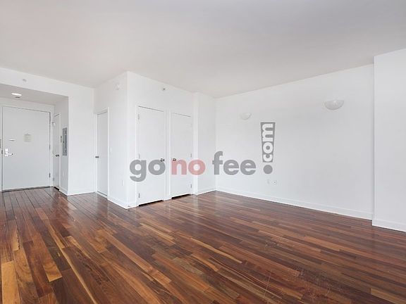 5th image of 454 Manhattan Ave APT 7D