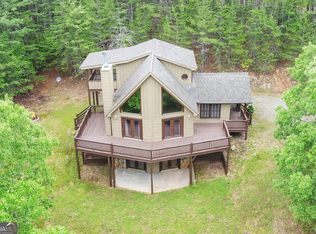 62 Bear Cub Trl, Mineral Bluff, GA 30559