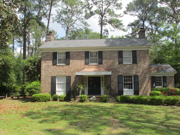 211 Tallokas Rd, Moultrie, GA 31768