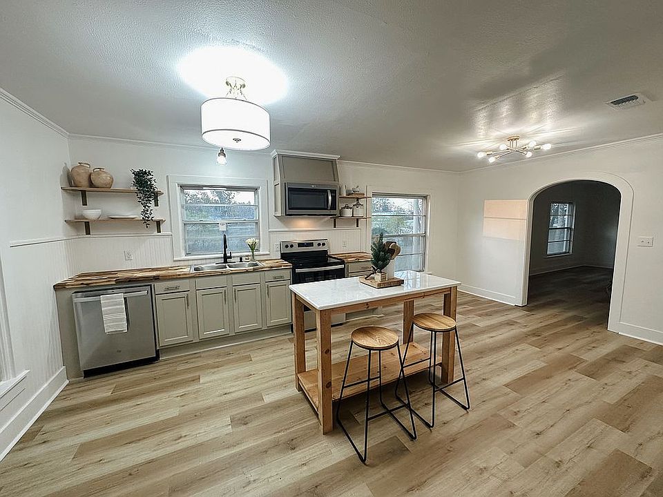 13203 State Highway 84, Joaquin, TX 75954 Zillow