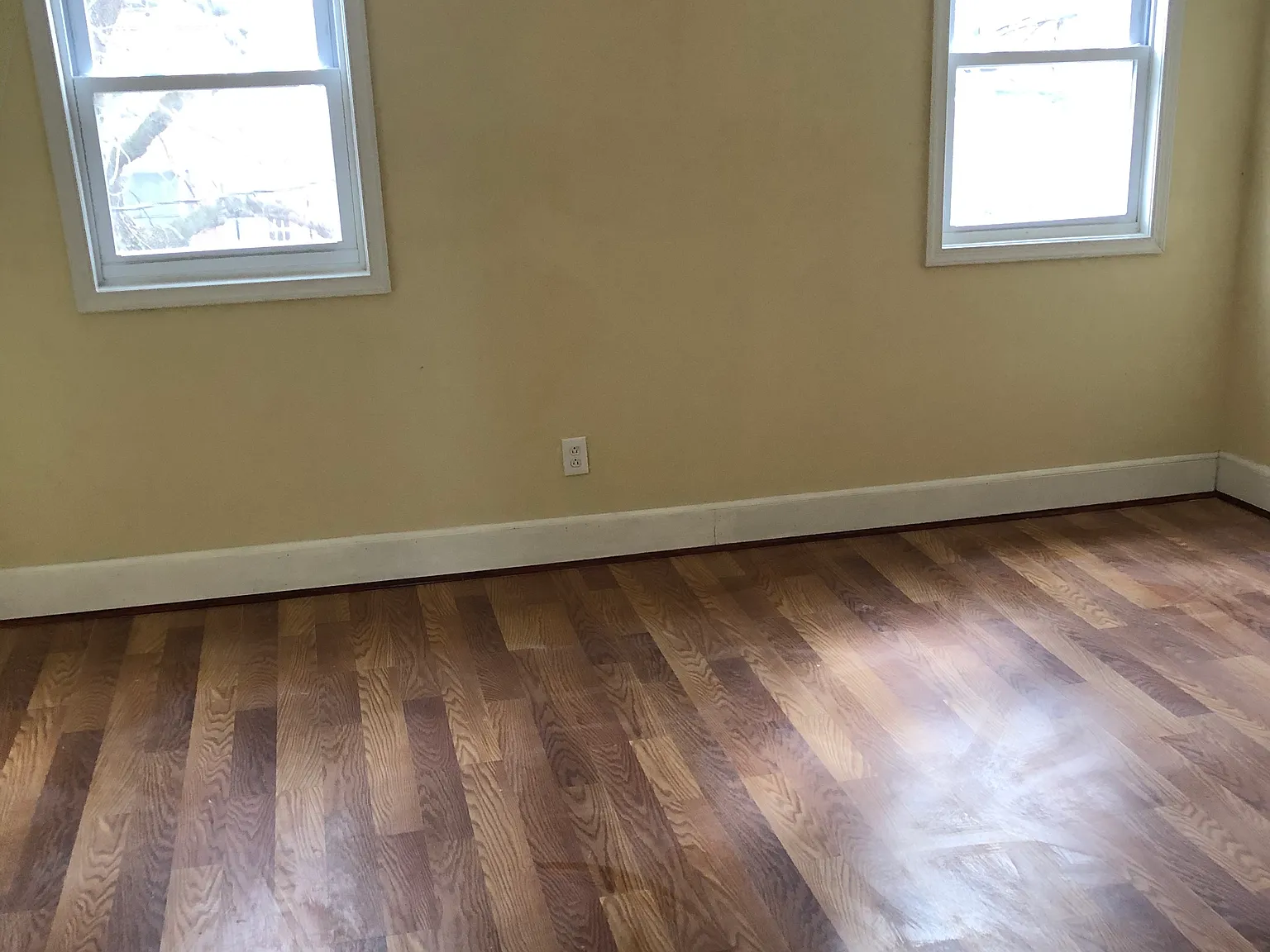 3 bed, 1500 sqft, $1,650 — Photo 2