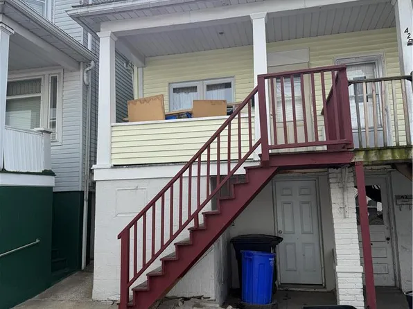 44 E Water St, Lansford, PA 18232