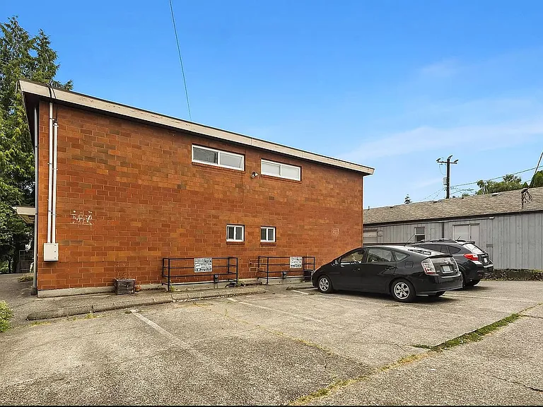 6515 4th Ave NE #3 — Photo 31