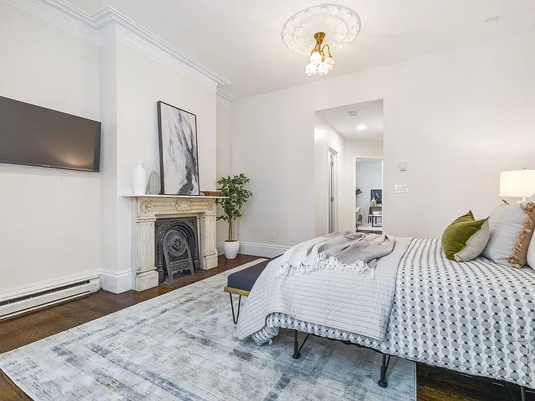 2A Wellington St #2 — Photo 9