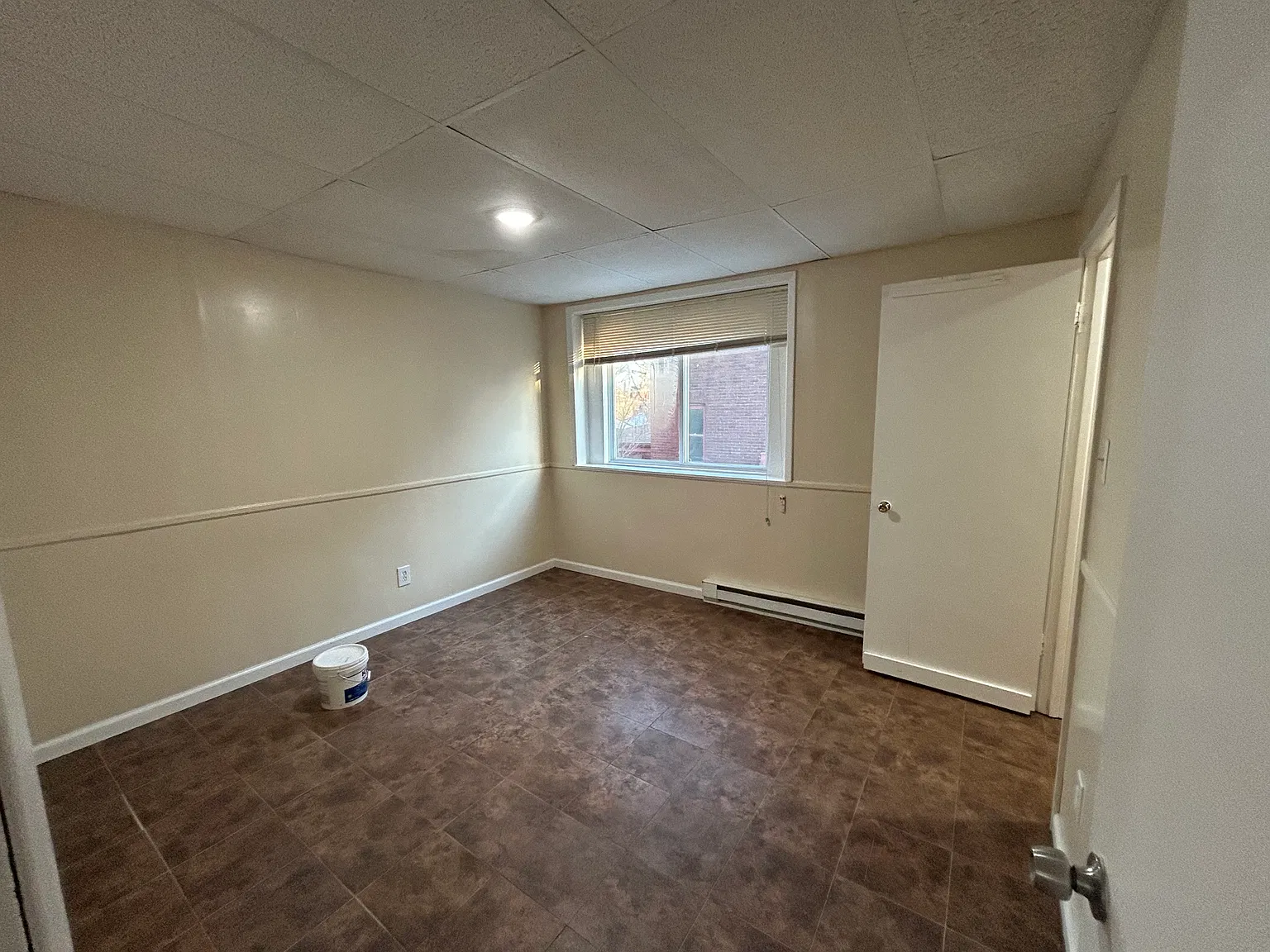 1 bed, 650 sqft, $850 — Photo 3