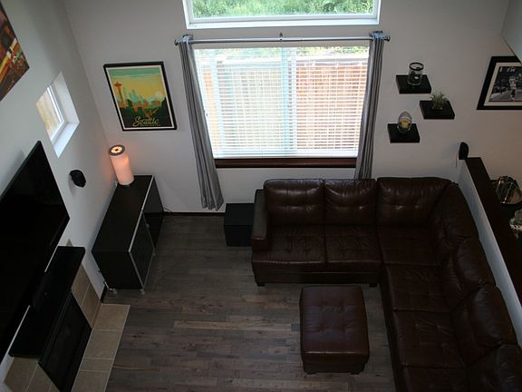 2nd image of 9224 11th Pl NE #A6