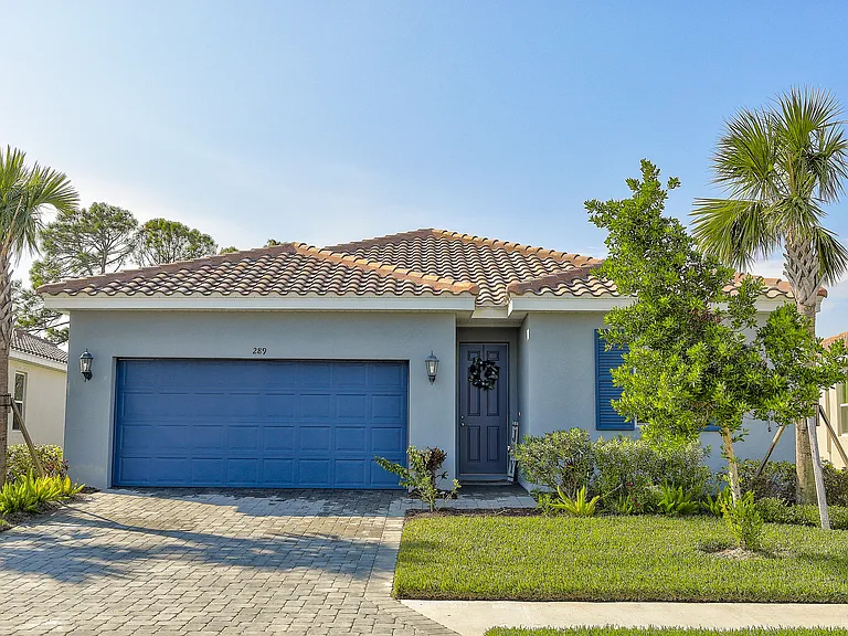 289 Daylily Blvd — Photo 1