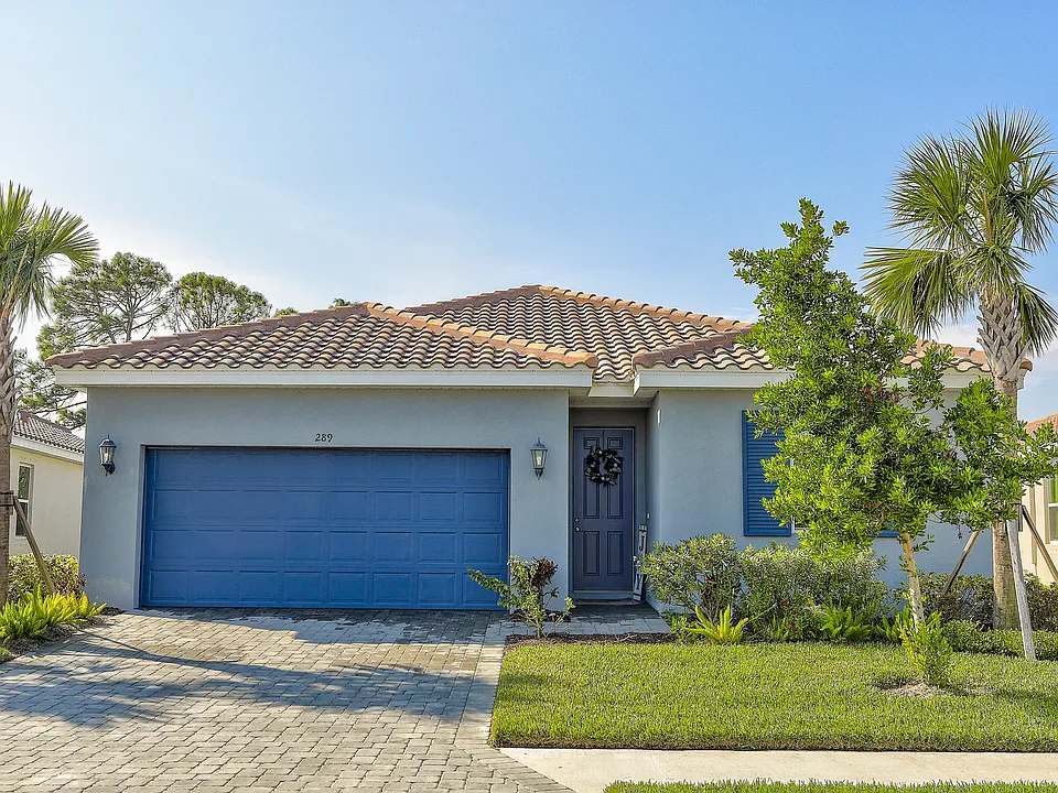 289 Daylily Blvd