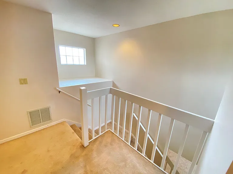 3708 Molona Dr — Photo 34
