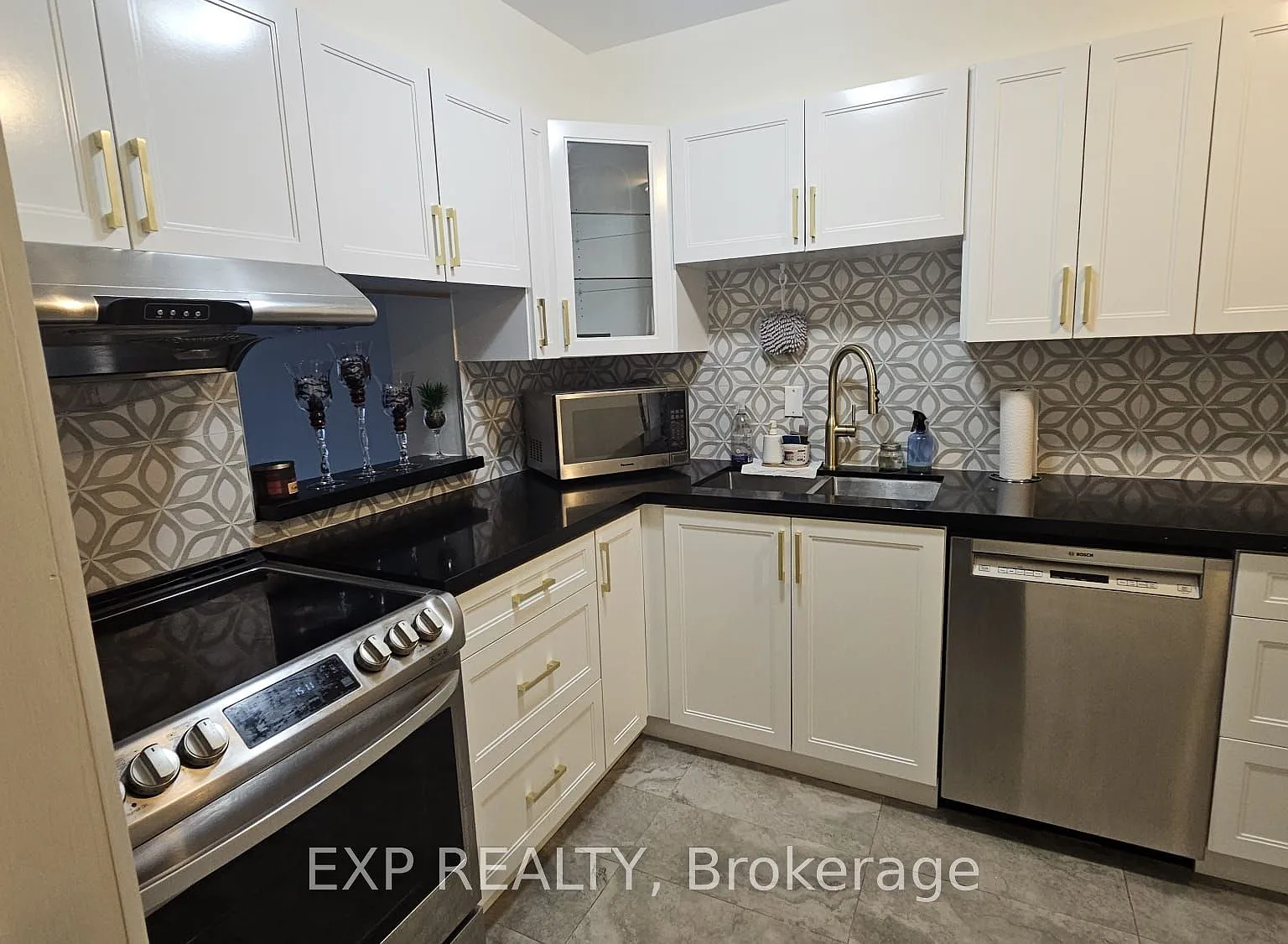 2 bed, $2,800 — Photo 2