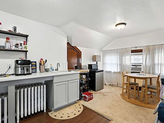 2nd image of 3100 Wainbell Ave #B