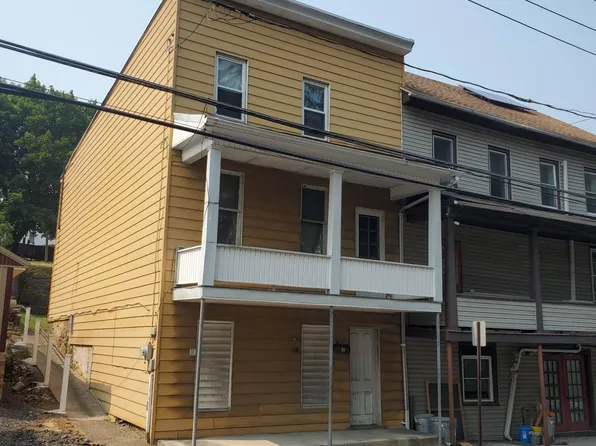 1604 Tioga St, Coal Township, PA 17866