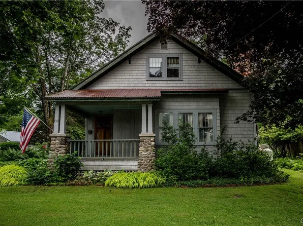 83 N Main St, Newport, NY 13416