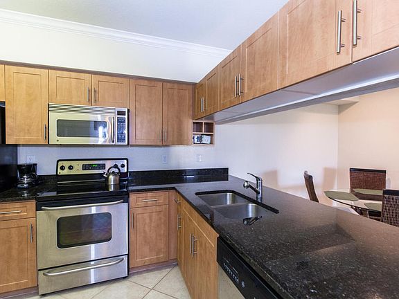 6418 Emerald Dunes Dr. #302-207