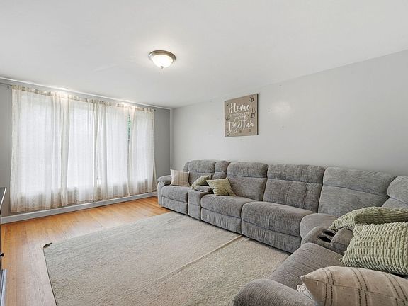 5th image of 3416 N Oriole Ave