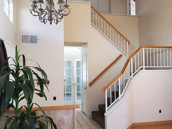 3rd image of 14954 Loma Vista Ct