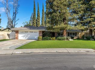 9116 Bear Creek Rd, Bakersfield, CA 93311