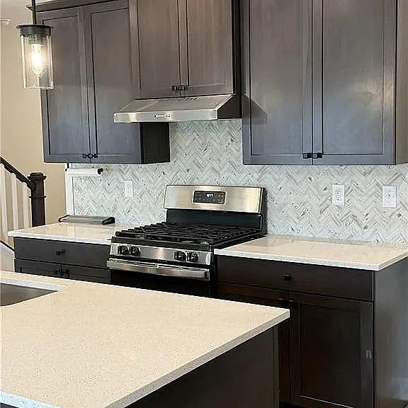 360 Salt Lake Ln — Photo 6