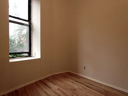 Rented by Landmark Real Estate | media 13