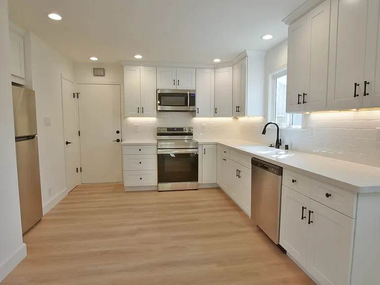 1445 Elam Ave — Photo 4