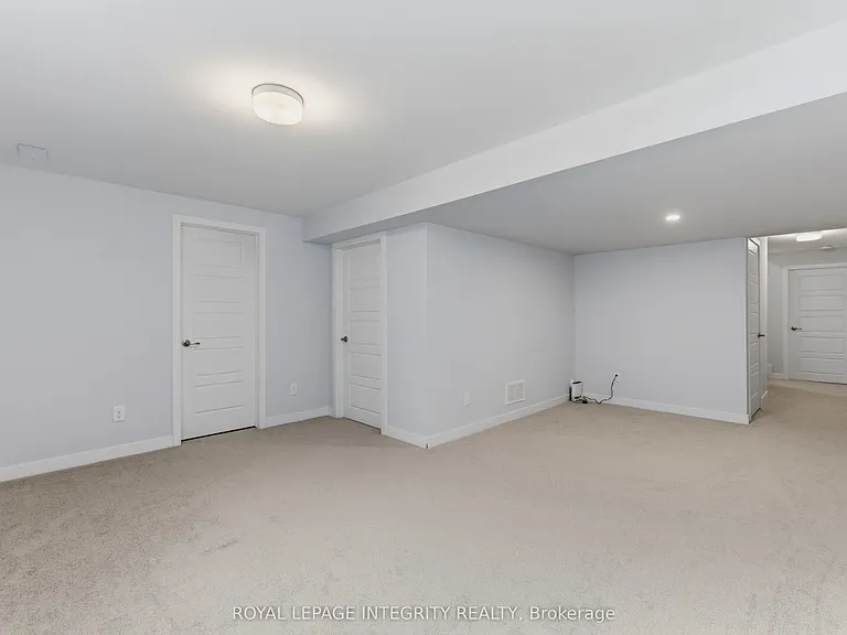 660 Fenwick Way — Photo 34