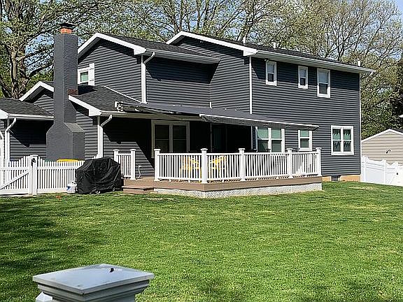 2nd image of 201 Applewood Dr