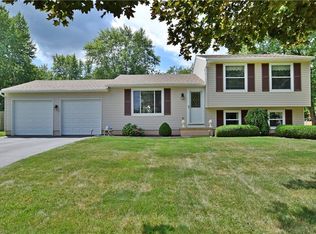 7954 Raglan Dr NE, Warren, OH 44484