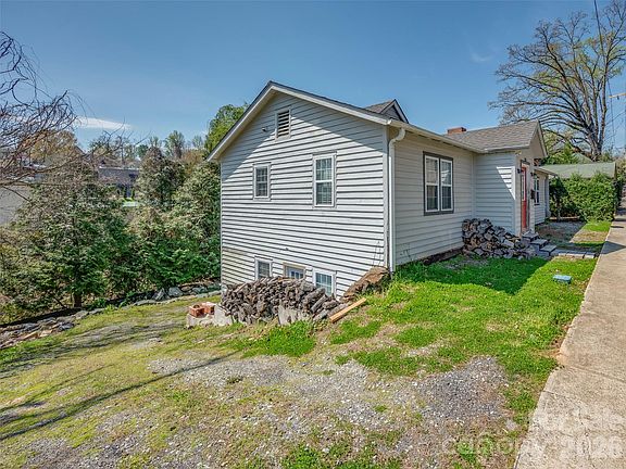 4th image of 120 E Howard St