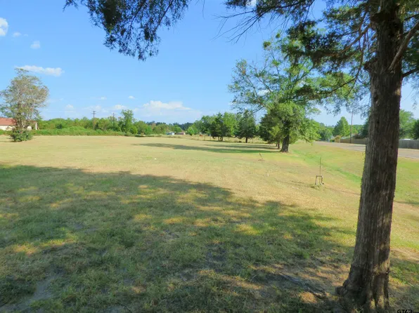 2524 Greenhill Rd, Mount Pleasant, TX 75455