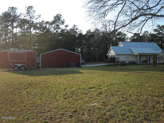 2nd image of 164 Bob Tyner Rd