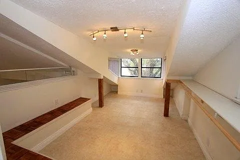 6424 Brookway Dr — Photo 27