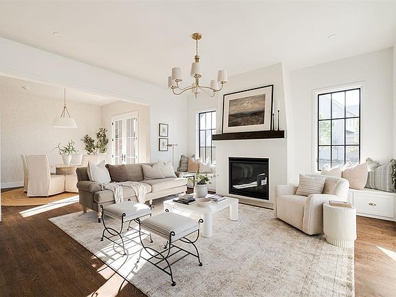 5th image of 1636 Pioneer St