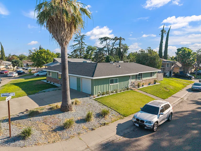 2326 Ramon Dr — Photo 14