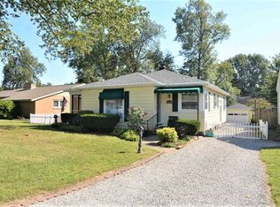 2233 Bayard Park Dr, Evansville, IN 47714
