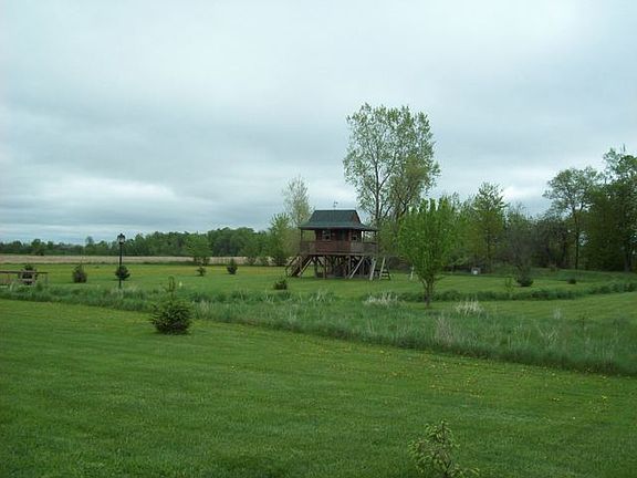 5th image of 1815 Meghann Ln