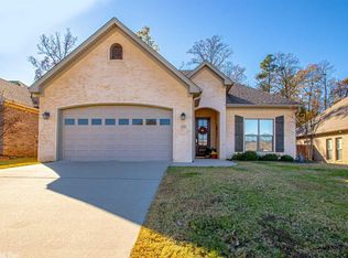 133 Nantucket Loop, Maumelle, AR 72113