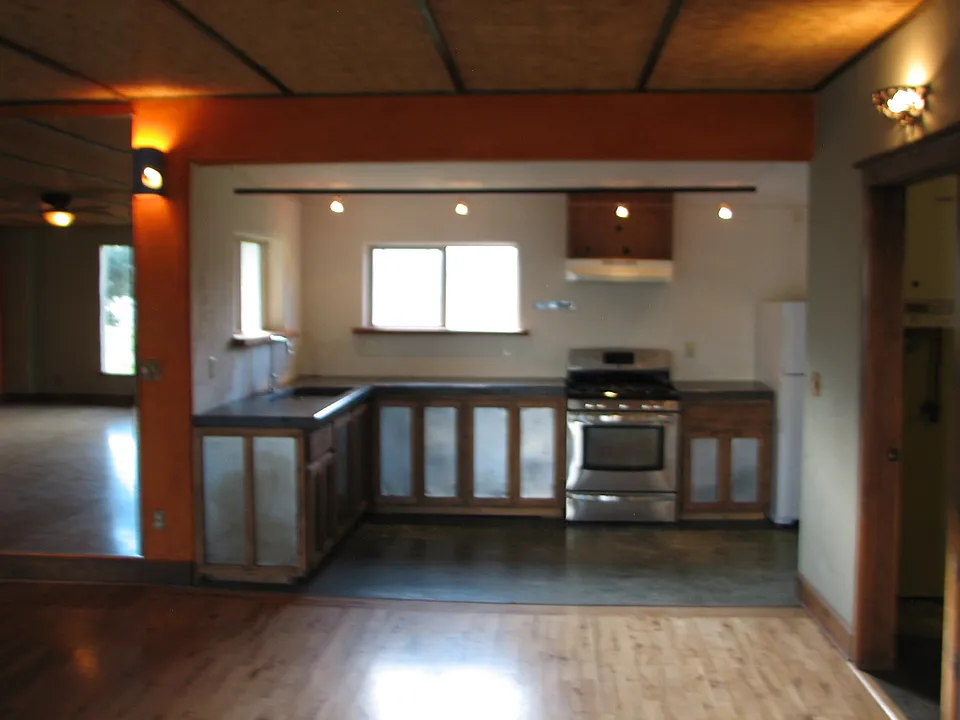 2846 Highway 35