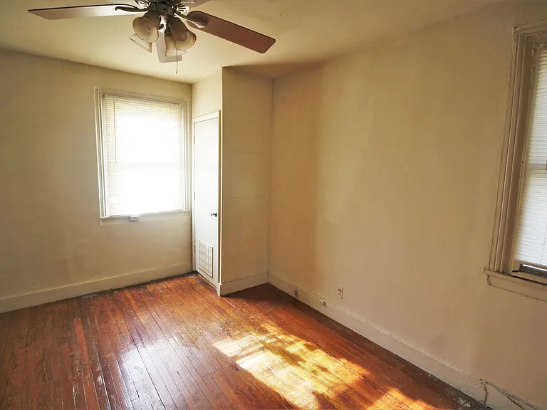 710 Saint Paul — Photo 11
