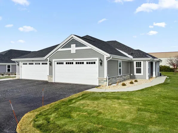 500 Hunter Oaks BOULEVARD #1002, Watertown, WI 53094