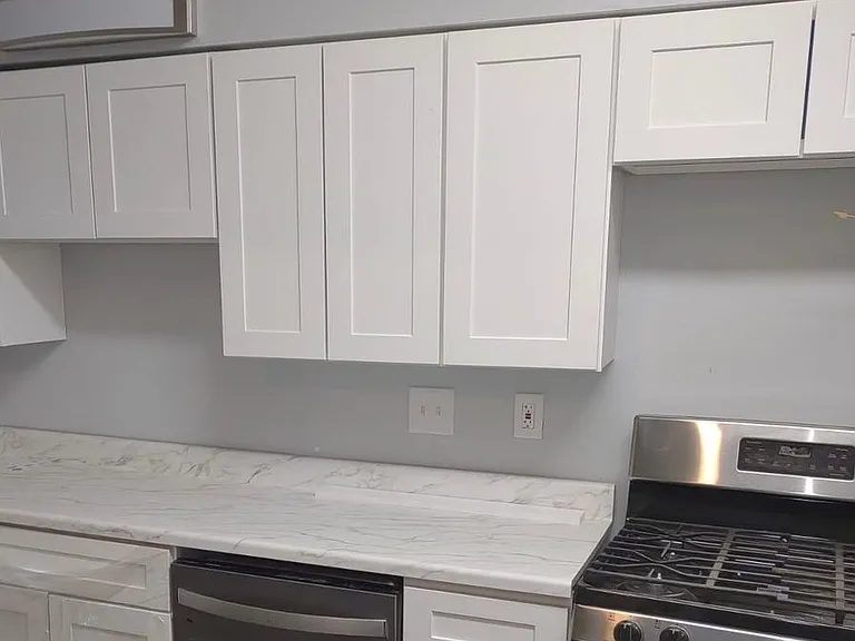 513 N West St — Photo 1
