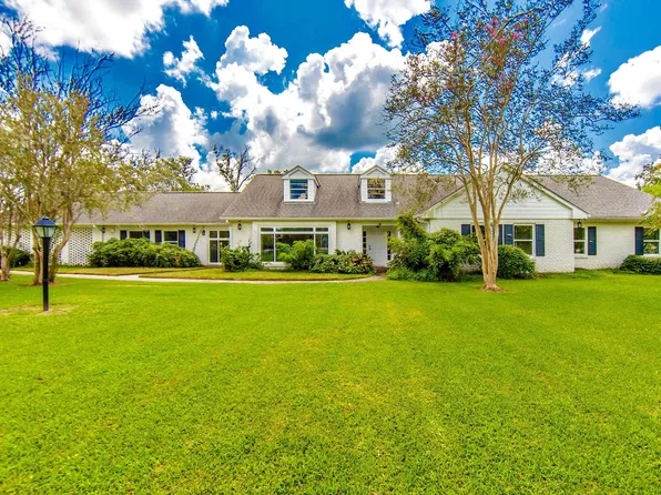 1621 Bayou Black Dr, Houma, LA 70360