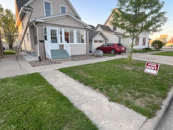 608 4th Ave SW, Cedar Rapids, IA 52404
