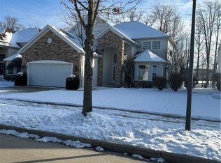 325 Burwick Rd, Highland Heights, OH 44143