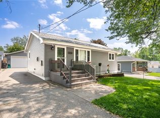 2315 E 41st St, Des Moines, IA 50317
