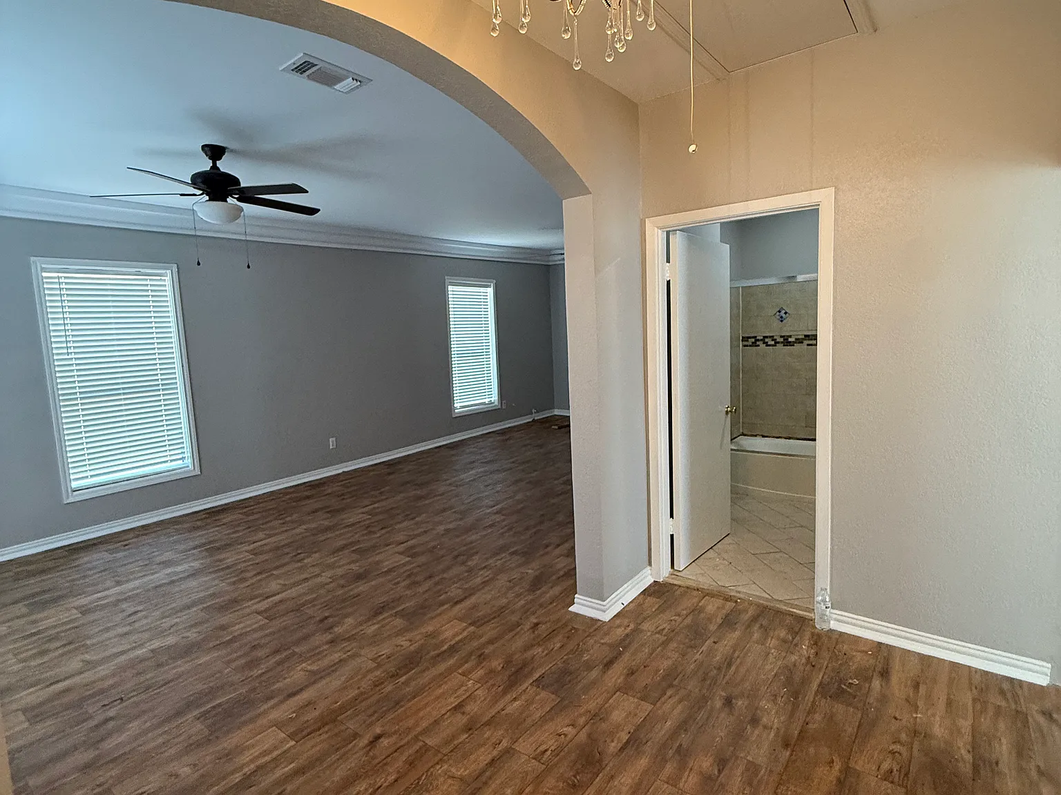 2 bed, 1200 sqft, $1,175 — Photo 2