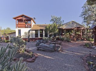 58027 Shadow Mountain Pkwy, Seligman, AZ 86337